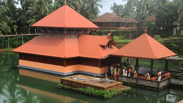 ananthapura-lake-temple